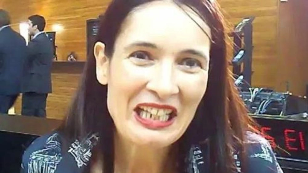Ipoteză şocantă! Clotilde Armand (USR) ar putea fi agentul serviciilor secrete din Franța?!