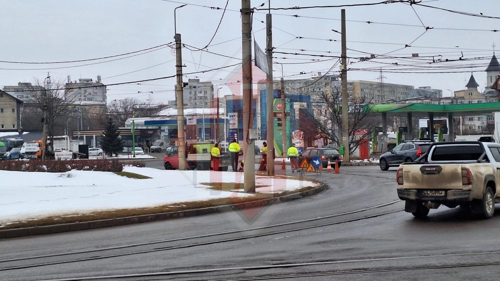Trafic îngreunat în rondul de la Podul de Piatră din Iași – VIDEO