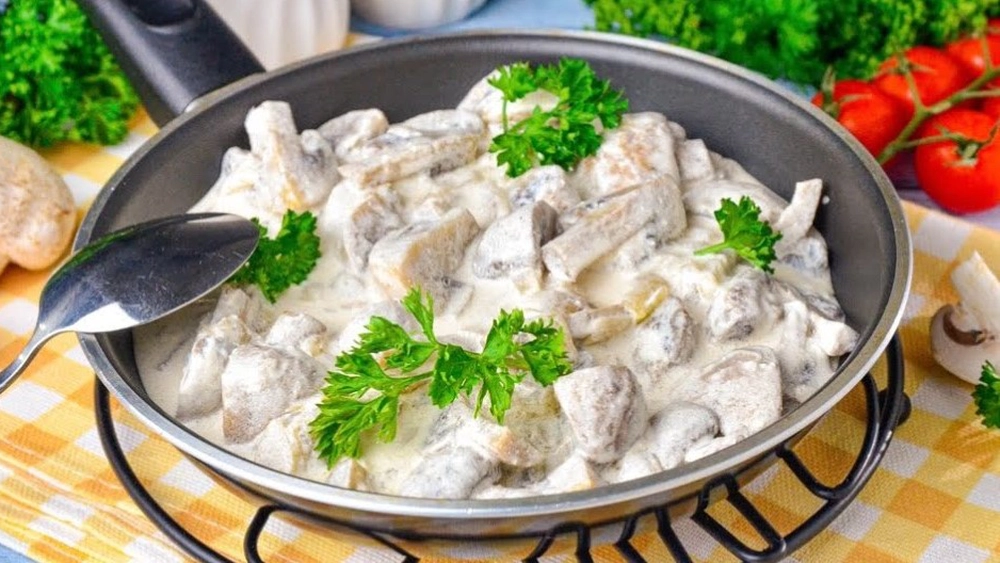 Ciulama de ciuperci de post – Rețetă simplă și delicioasă