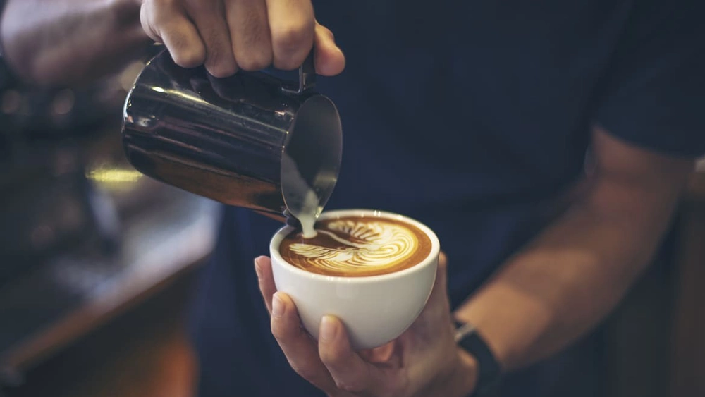 Lapte barista sau obișnuit? Iată care este diferența dintre aceste două tipuri