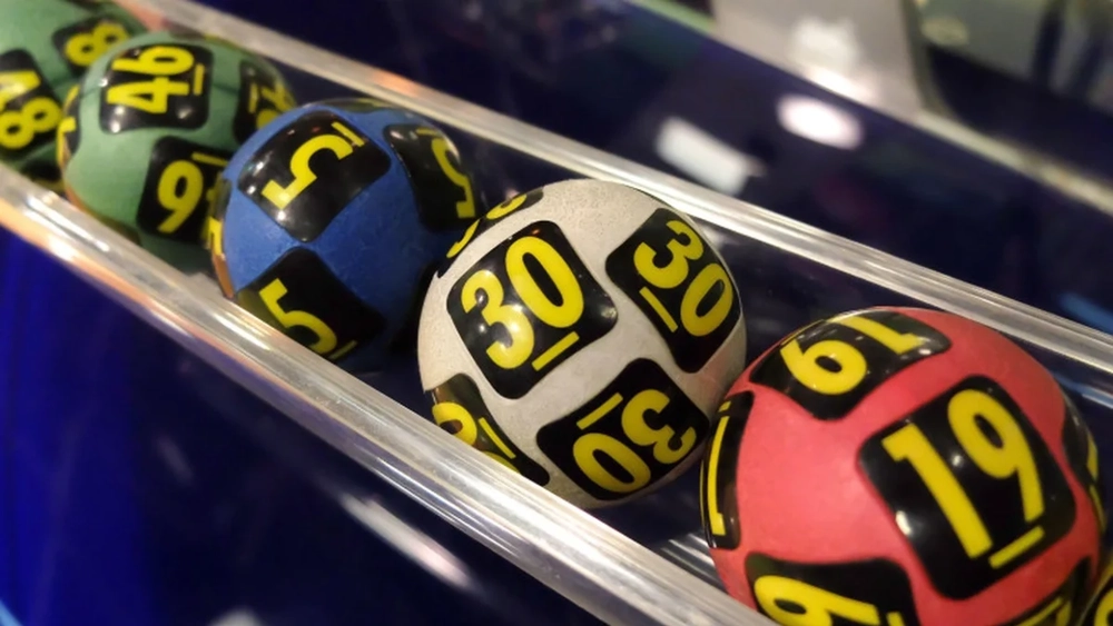 Cât câștigi cu 4 numere la Loto 6 din 49? Iată cum îți poți revendica premiul!