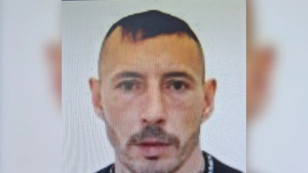 Strigăt de disperare în Dâmbovița: Doru a plecat la muncă în străinătate și s-a blocat orice contact cu familia!