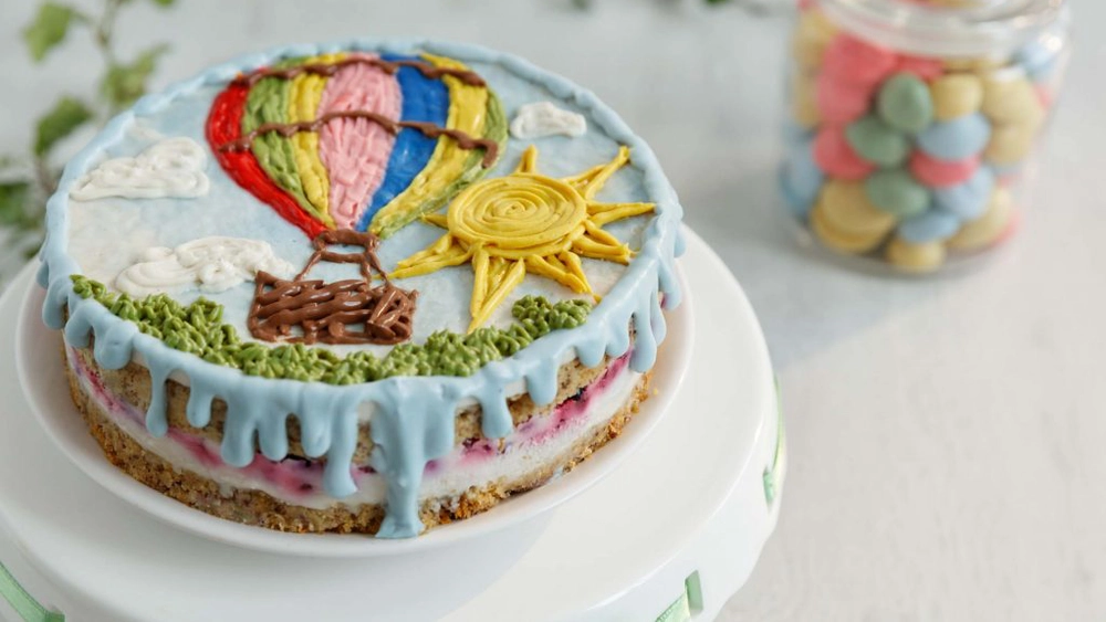 Tort baby friendly – Rețetă simplă și sfaturi pentru un desert potrivit celor mici!
