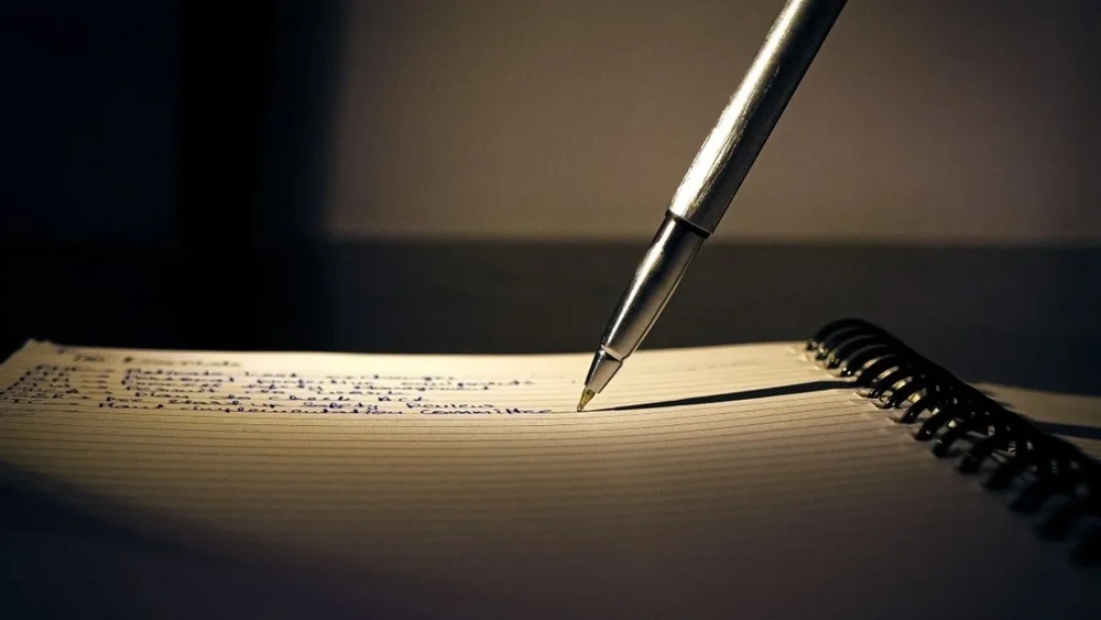 Ziua internațională a poeziei: istorie, tradiții și curiozități despre arta versurilor, simbolul expresiei culturale