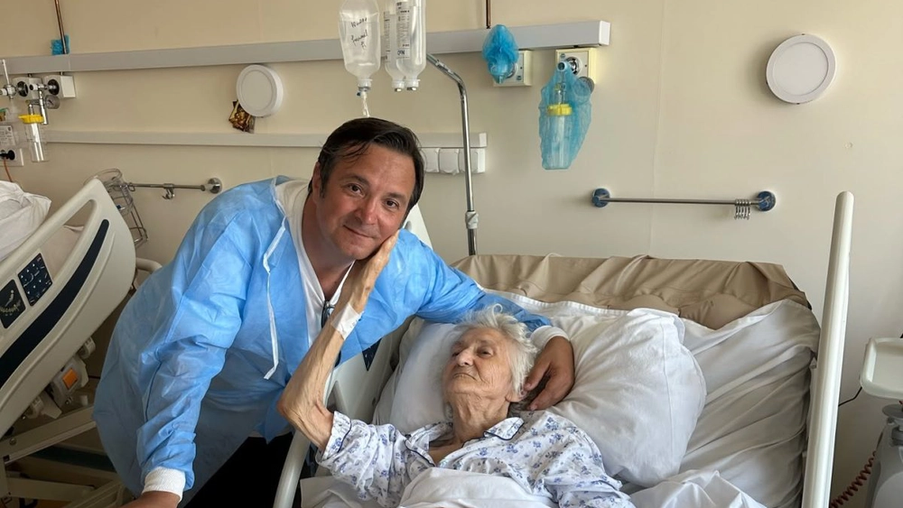 Daniel Buzdugan, mesaj cutremurător după ce mama lui a ajuns în stare critică la Iași