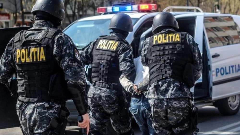 Un grup infracțional organizat se judecă de peste 4 ani! „Expertiza era indispensabilă”