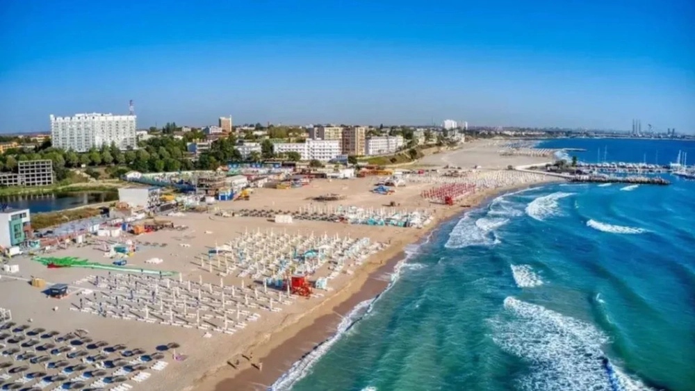 Prețuri de restaurant de lux la unitățile cu autoservire din Mamaia. Cât costă un prânz la „împinge tava”