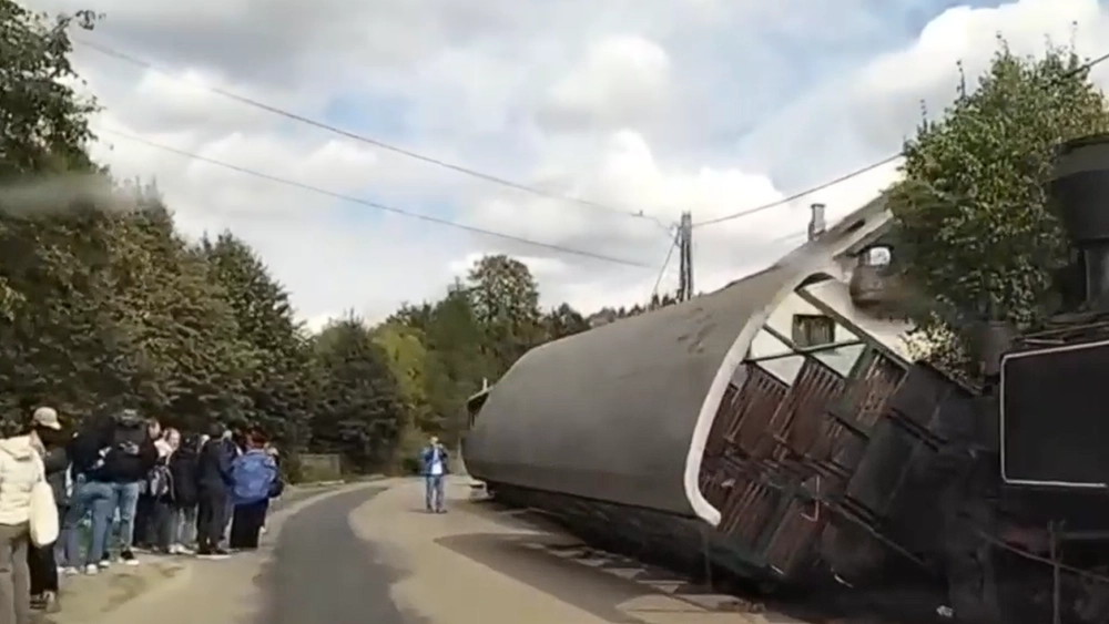 Incident șocant la Mocănița Huțulca! Un vagon s-a răsturnat în timpul cursei!