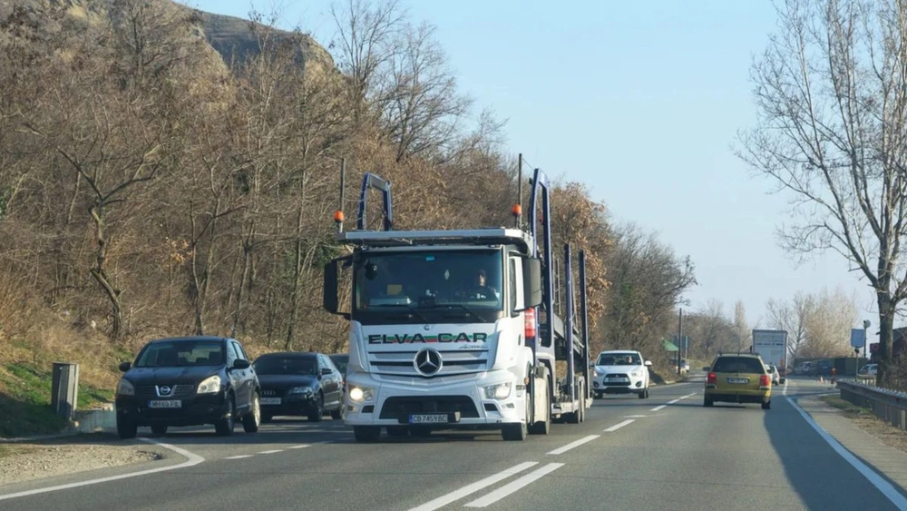 Statul renunță la rovinieta clasică pentru camioane. Noua taxă rutieră TollRO intră în vigoare la 1 octombrie 2026