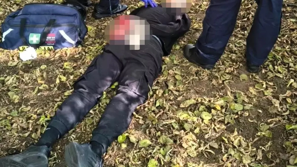Atac violent. Un tânăr de 19 ani a atacat elevii și profesorii cu un cuțitul. Șapte persoane au fost rănite