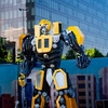 Expoziția „Transform Robots Alive” aduce 14 roboți gigant în Iulius Town, dar și trambulină, paintball și alte surprize