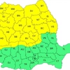 Răcire accentuată a vremii și precipitații mixte în zona montană, până marți dimineață