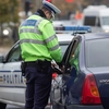 Un tânăr de 27 de ani a încercat să-i prostească pe polițiștii din Iași. Le-a prezentat un permis de conducere fals