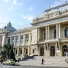 UAIC oferă 20 de burse pentru studenții care vor face parte din echipa Call Center-ului Admitere 2025