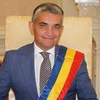 Primarul din Sinaia, Vlad Oprea, arestat preventiv, după ce a încălcat termenii controlului judiciar, a ajuns la spital