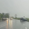 Accident rutier în zona Trei Iazuri. Două autoturisme au fost implicate