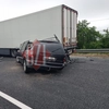 Accident rutier cu victime în județul Iași. Un autoturism a intrat într-un autotren – UPDATE