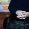 Bunica de 82 de ani din Harghita traficantă de cocaină! Mascații au intrat peste ea