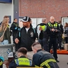 Cel puțin 13 oameni au fost răniți, unii grav, în urma unui atac cu cuțitul comis de o femeie într-o gară din Hamburg