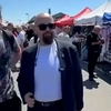 Piedone le cere bani fanilor care vor să facă poze cu el. Șeful ANPC a devenit un adevărat „star”