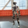 Halucinant! Un robot umanoid „s-a trezit” și a devenit un adevărat coșmar pentru ingineri. Nimeni nu-l mai poate controla!
