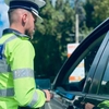 Obligație pentru șoferii care fac naveta cu mașina! Sunt vizați cei care circulă dintr-un județ în altul