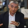 Scenă șocantă! Un primar, ridicat din propria casă de polițiști și dus direct în arest!