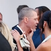 Brad Pitt, surprins evitând sărutul iubitei sale pe covorul roșu! Fanii sunt în șoc: „Ca o străină completă!”