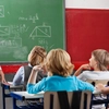 Propunerea ministrului Daniel David ca profesorii să stea 8 ore, zilnic, la școală stârnește reacții în rândul cadrelor didactice ieșene: „Până când nu se investește în infrastructură, această idee este, din păcate, una pur teoretică”