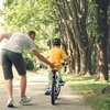 Copiii nu mai au voie să meargă cu bicicleta! Legea vine cu amenzi uriașe