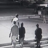 Dezastru în parcarea de la capăt Dacia! Aproape 30 de persoane au petrecut în stradă, spre disperarea localnicilor: „Și-au pus mese, scaune”
