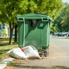 Regulă nouă pentru gunoi. Amendă pentru toți locuitorii