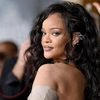 Rihanna uimește în lenjerie transparentă. Iată imagini incendiare din noua campanie Savage X Fenty