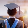 Se dau stimulente financiare pentru absolvenții promoției 2025! Ce trebuie să facă tinerii după terminarea școlii