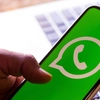 Taxă pentru cei care folosesc WhatsApp! Ce servicii vor fi contra cost