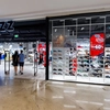 Noua destinație pentru pasionații de sneakers în Palas: Buzz Sneaker Station. Locația afișează reduceri de până la 40%