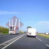 Momentul în care un autoturism se răstoarnă la Lețcani a fost surprins de o cameră video. Iată impactul – VIDEO EXCLUSIV