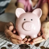 Economiile românilor sunt în pericol! Ce trebuie să facă de urgență toți cetățenii