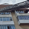 Degajare elemente de tencuială care prezentau pericol de desprindere, în municipiul Pașcani