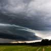 Fenomenele meteo lovesc din plin România. ANM a emis alerte în toată țara