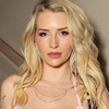Lottie Moss în bikini, apariție provocatoare în vacanță! Vedeta atrage toate privirile pe plajă