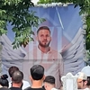 Imagini sfâșietoare! Daniel, tânărul omorât de un luptător K1, a fost condus pe ultimul drum. Zeci de baloane albe au zburat spre cer