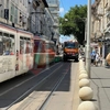Circulația tramvaielor a fost blocată complet în zona centrală din cauza incendiului de la Maternitatea „Cuza Vodă” din Iași – UPDATE