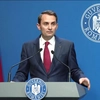 În spatele ușilor închise de la Guvern! Cine sunt cei care riscă să rămână fără loc de muncă