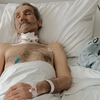 Un bărbat de 52 de ani, bolnav de cancer faringian, are nevoie de ajutor financiar pentru a se putea trata la Iași: „A ajuns într-un stadiu critic, fără voce”