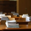 Școala începe fără manuale. Elevii așteaptă cărțile, iar pentru clasa a IX-a termenul se duce până în octombrie