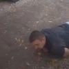 Imagini scandaloase cu cel mai tânăr viceprimar din România, când se târăște prin șanț și abia poate să vorbească