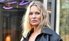Kate Moss își etalează picioarele într-o rochie scurtă. Iată cum s-a afișat vedeta în cadrul unui shooting de lux în Londra