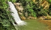 Cascada Cașoca este o bijuterie ascunsă în Munții Buzăului. Natură la doar câțiva pași de civilizație