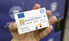 Ieșenii nu mai primesc banii pe cardurile sociale! Anunțul făcut de autoritățile care fac plățile